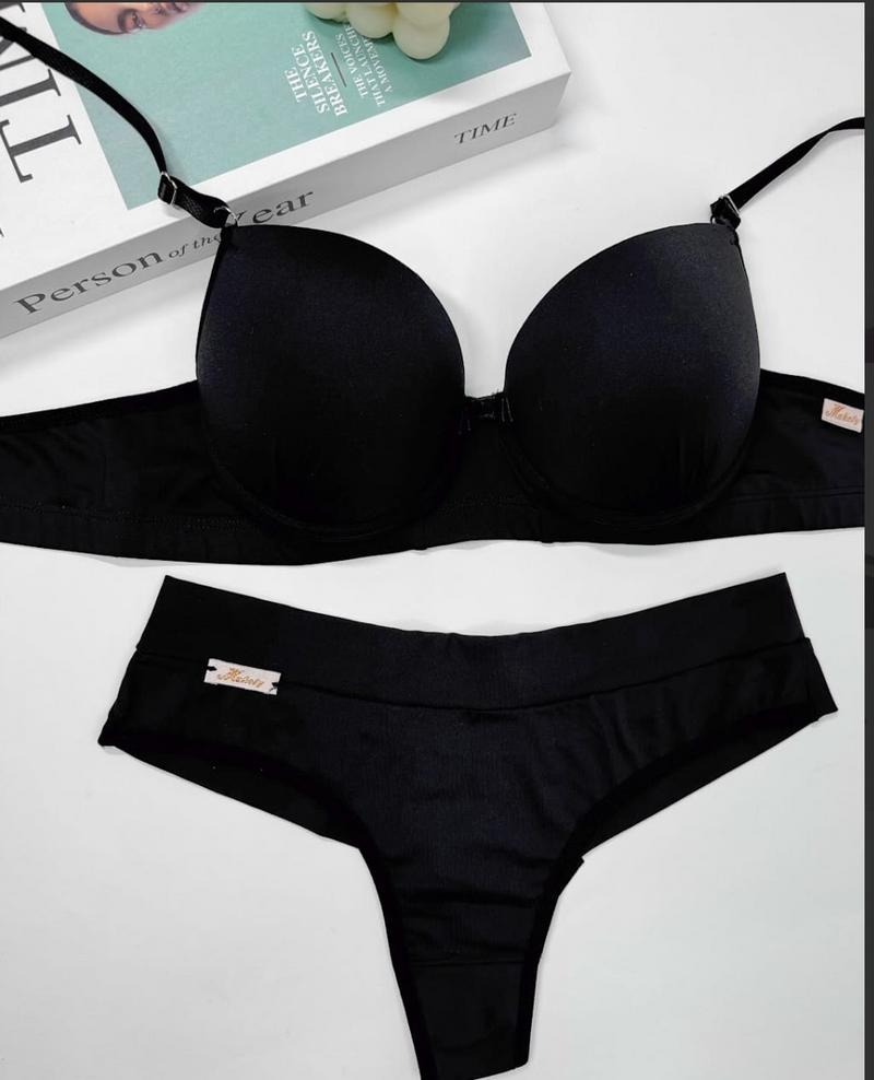 Conjunto Liso Britney